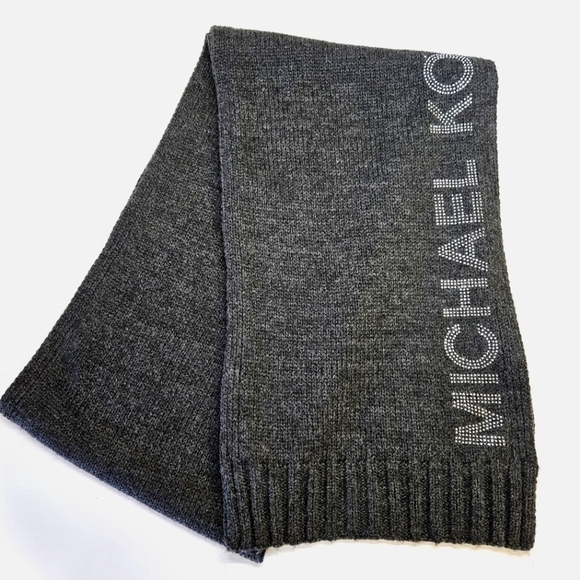 MICHAEL Michael Kors Soft Dark Gray Silver Sparkle Logo Knit Scarf - Picture 1 of 6
